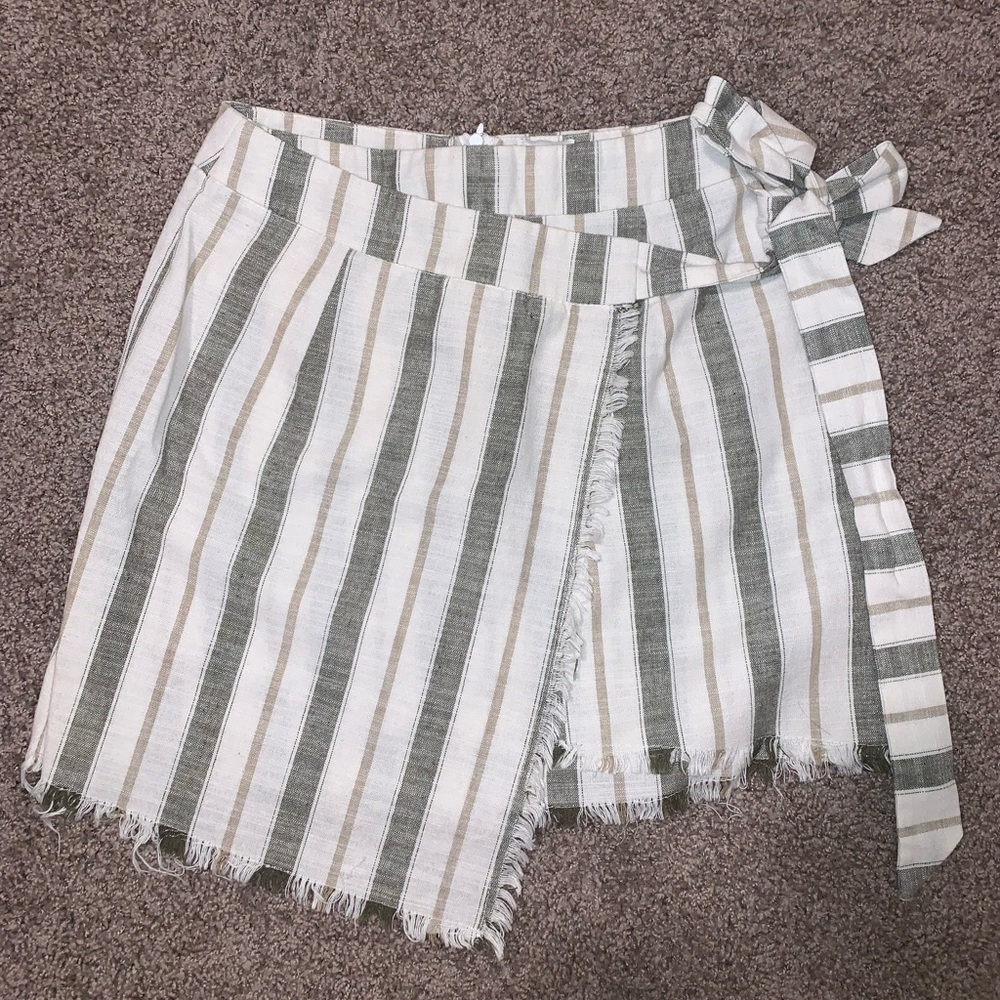 Princess Polly Skirt (Size US 4)